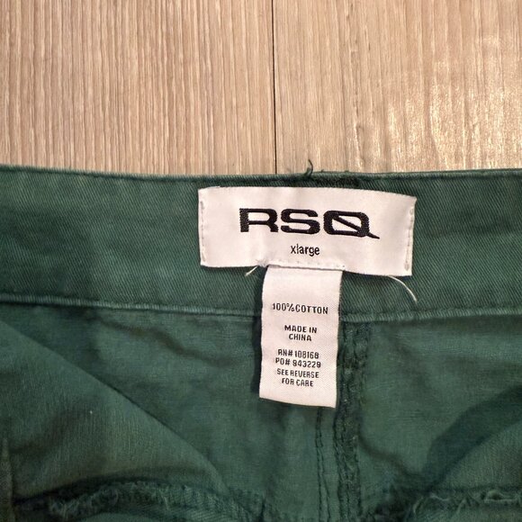 RSQ Mini Skirt Women's Size XL - Picture 4 of 4